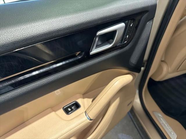 2019 Porsche Cayenne Cayenne