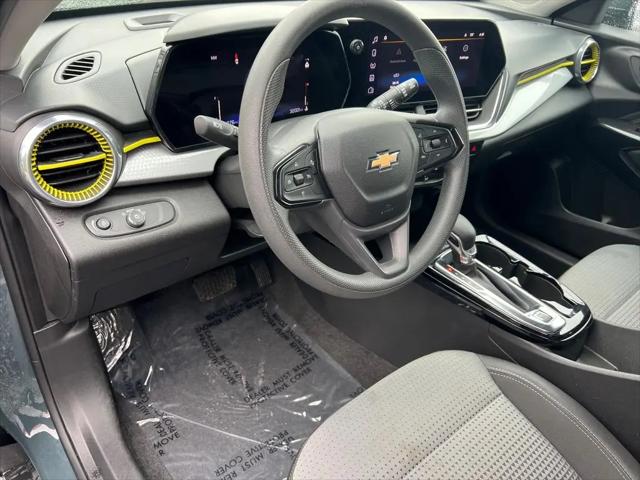 2025 Chevrolet Trax FWD LT