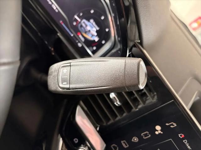 2025 GMC Sierra 2500HD 4WD Crew Cab Standard Bed SLE