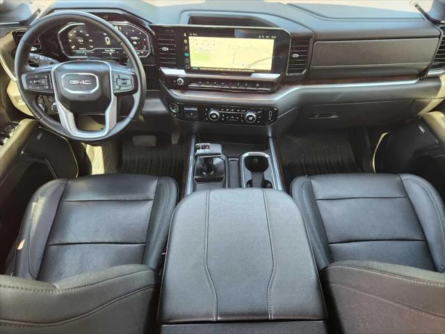 2023 GMC Sierra 1500 4WD Crew Cab Short Box SLT