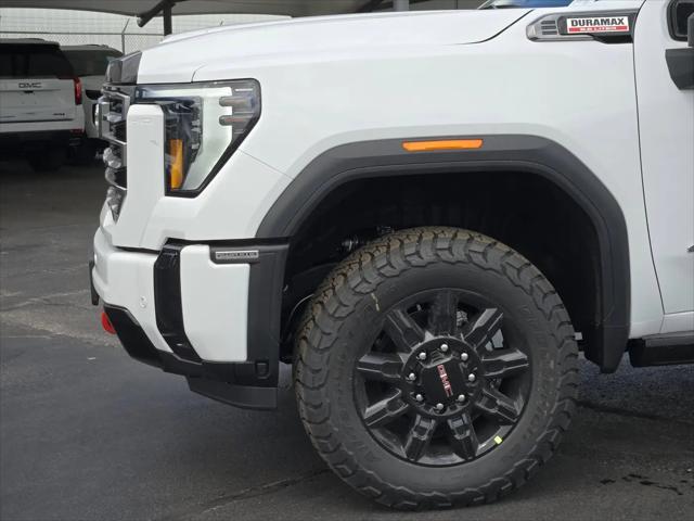 2026 GMC Sierra 2500HD Crew Cab, Standard Bed, AT4, 4WD