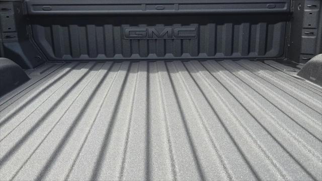2026 GMC Sierra 2500HD Crew Cab, Standard Bed, AT4, 4WD