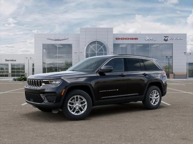 2026 Jeep Grand Cherokee Laredo 4x4
