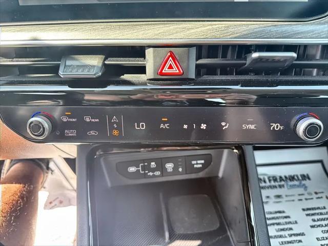 2025 Kia K5 EX