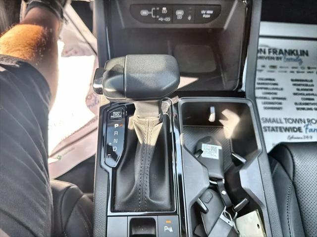 2025 Kia K5 EX