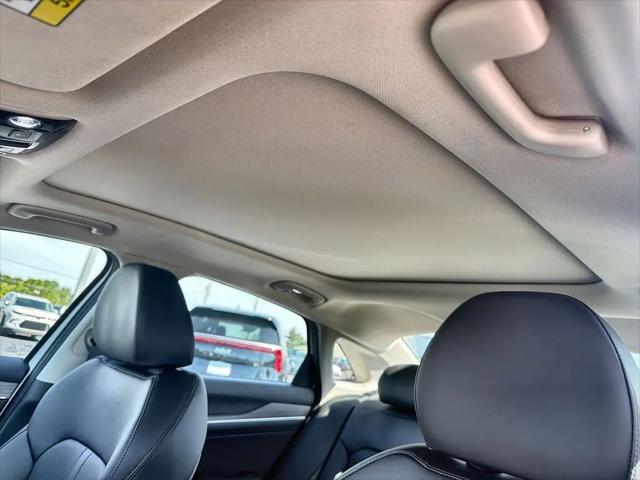 2025 Kia K5 EX