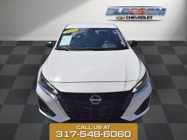 2025 Nissan Altima SV FWD