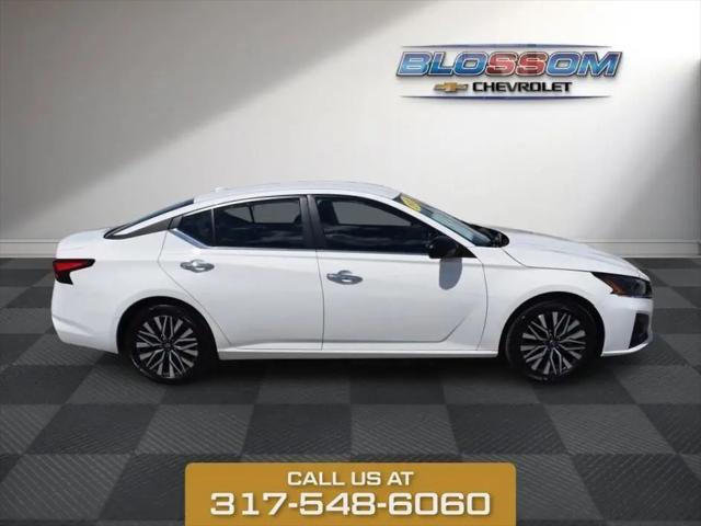 2025 Nissan Altima SV FWD