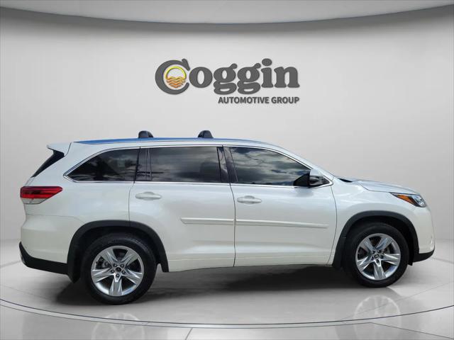 2017 Toyota Highlander Limited