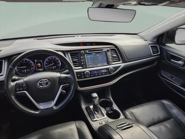 2017 Toyota Highlander Limited