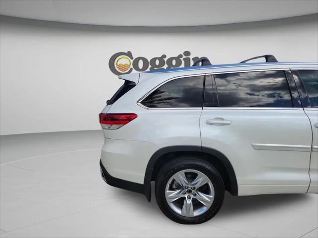 2017 Toyota Highlander Limited