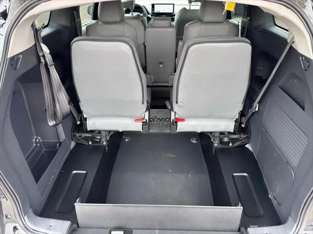 2025 Toyota Sienna XLE