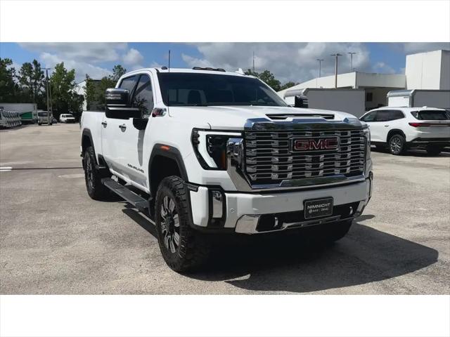 2024 GMC Sierra 2500HD 4WD Crew Cab Standard Bed Denali