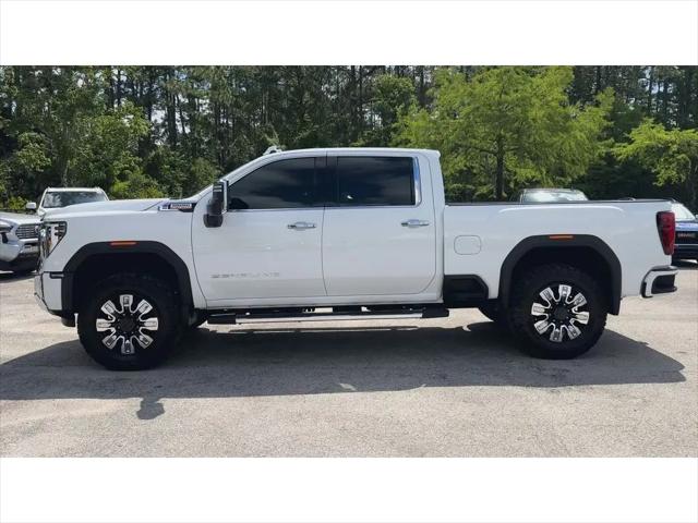 2024 GMC Sierra 2500HD 4WD Crew Cab Standard Bed Denali