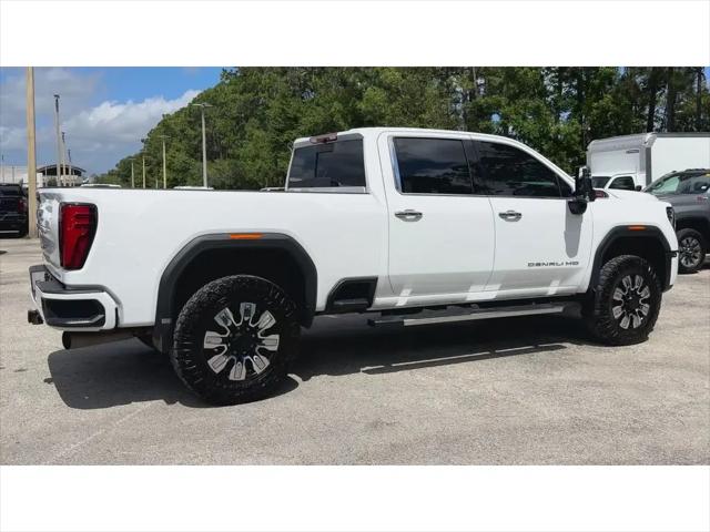 2024 GMC Sierra 2500HD 4WD Crew Cab Standard Bed Denali