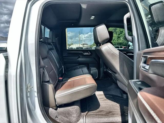 2024 GMC Sierra 2500HD 4WD Crew Cab Standard Bed Denali
