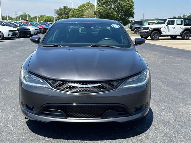 2016 Chrysler 200 S