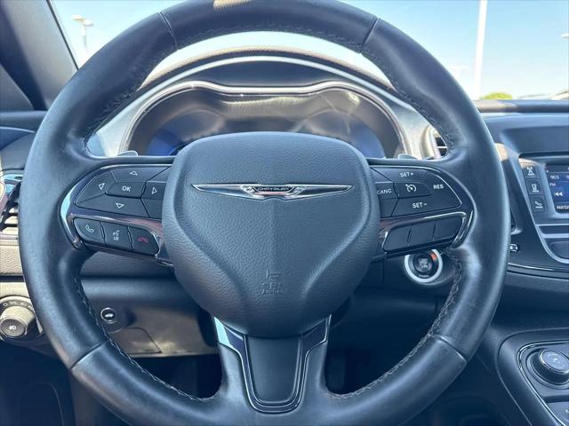 2016 Chrysler 200 S