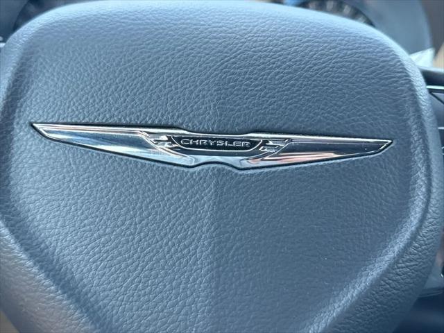 2016 Chrysler 200 S