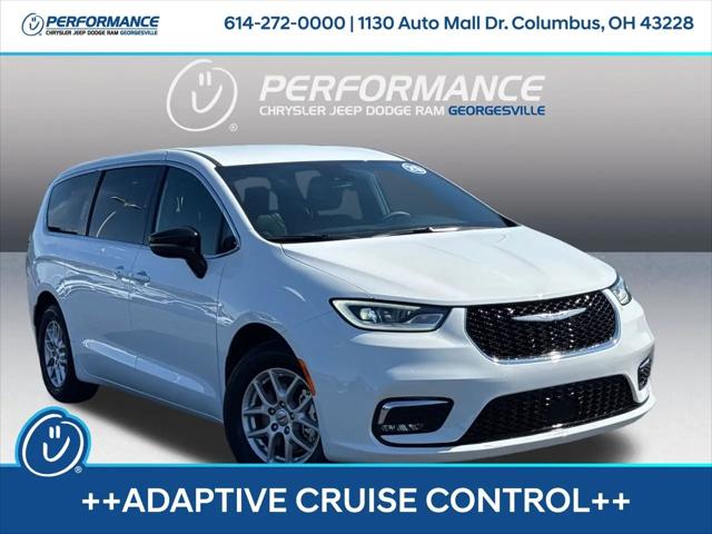 2025 Chrysler Pacifica Select for sale in Columbus, OH