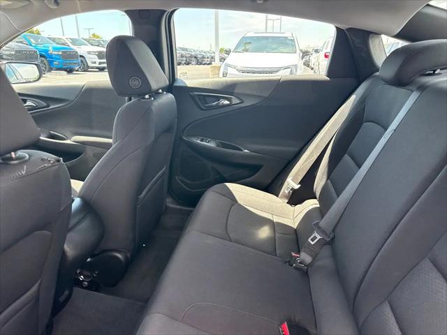 2021 Chevrolet Malibu LS