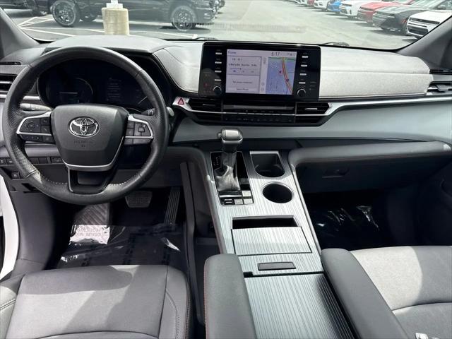2024 Toyota Sienna XSE