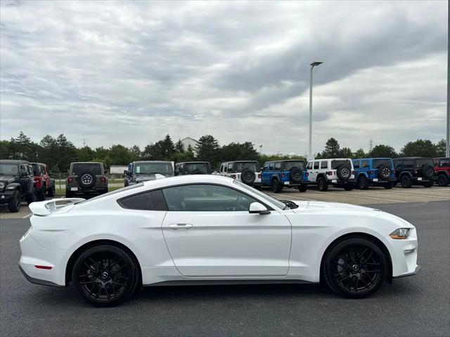 2022 Ford Mustang EcoBoost Premium Fastback