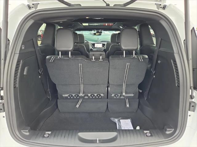2027 Chrysler Pacifica Select AWD