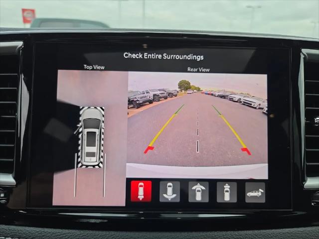 2027 Chrysler Pacifica Select AWD