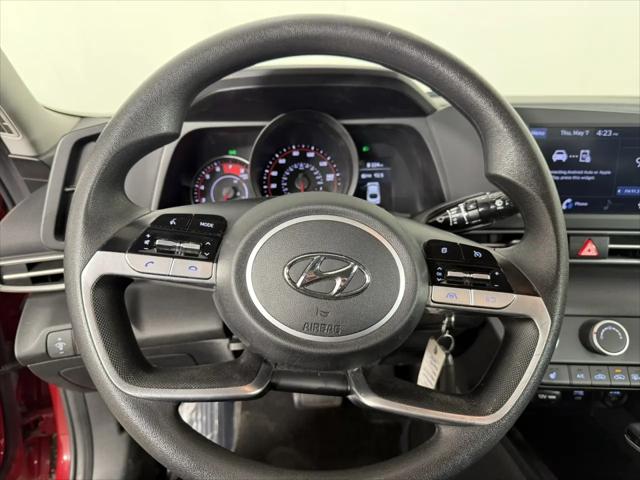 2021 Hyundai Elantra Essential IVT with Hyundai SmartSense Package