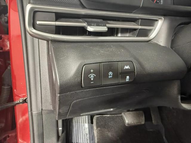 2021 Hyundai Elantra Essential IVT with Hyundai SmartSense Package