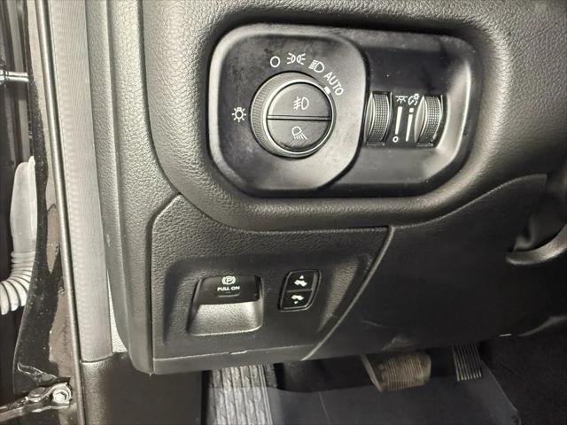 2025 Ram 1500 Laramie Crew Cab 4x4 5'7" Box