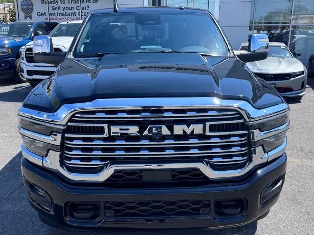 2025 Ram 3500 Limited Crew Cab 4x4 6'4" Box