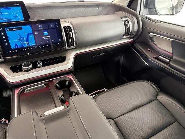 2025 Ford Expedition Platinum MAX