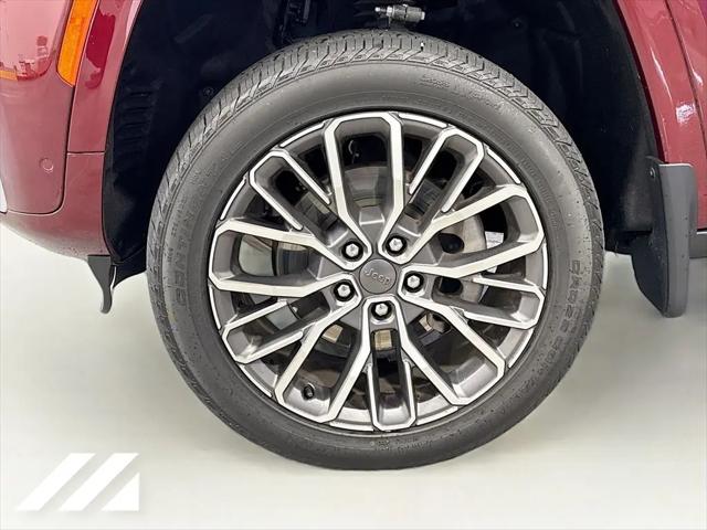 2026 Jeep Grand Cherokee L Summit 4x4