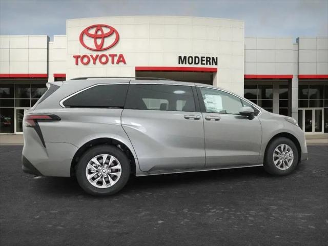 2026 Toyota Sienna LE