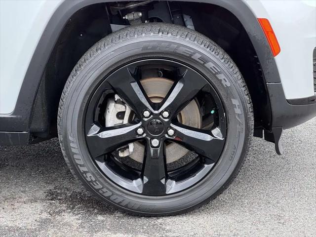 2024 Jeep Grand Cherokee L Altitude X 4x4