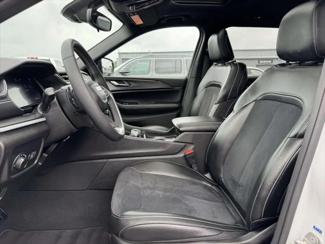 2024 Jeep Grand Cherokee L Altitude X 4x4