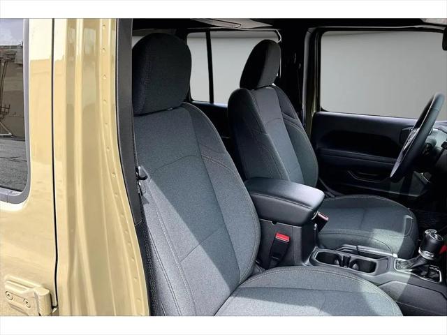 2025 Jeep Wrangler 4-Door Summit 4x4