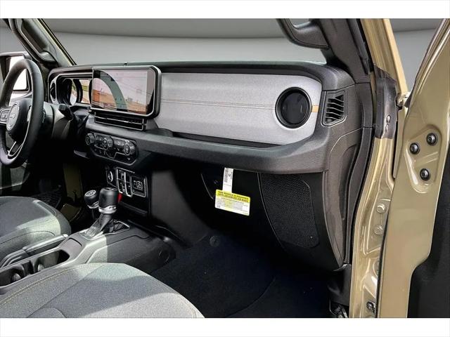 2025 Jeep Wrangler 4-Door Summit 4x4