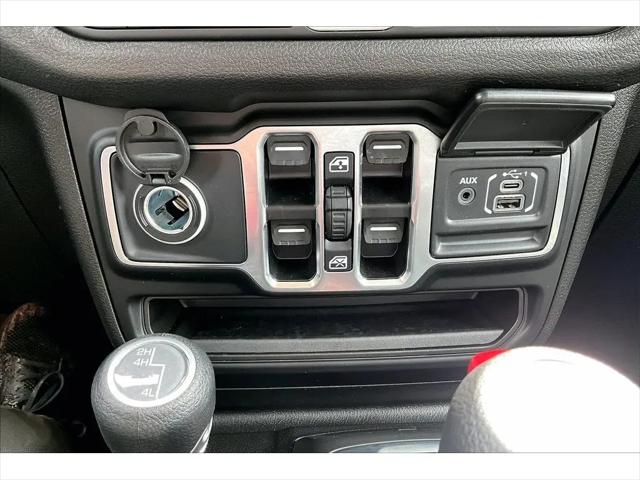 2025 Jeep Wrangler 4-Door Summit 4x4