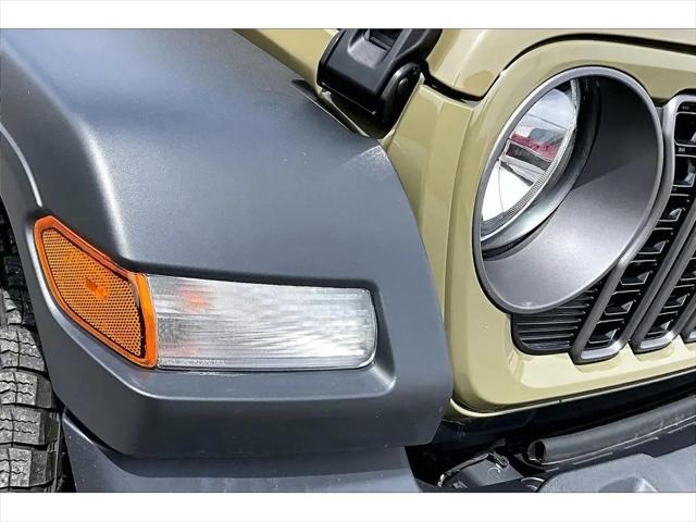 2025 Jeep Wrangler 4-Door Summit 4x4