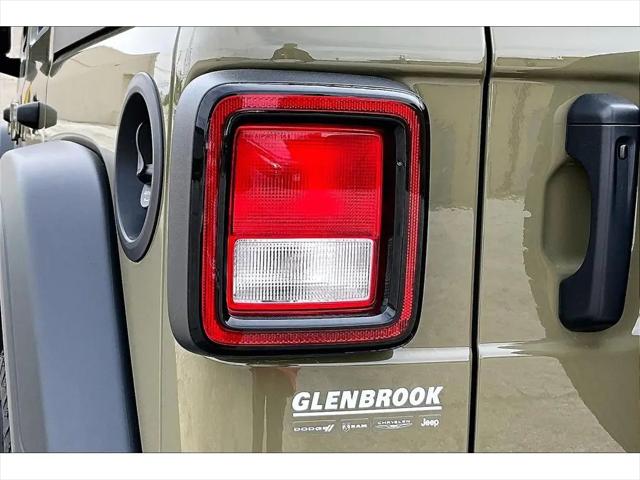 2025 Jeep Wrangler 4-Door Summit 4x4