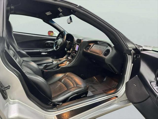 2001 Chevrolet Corvette Base