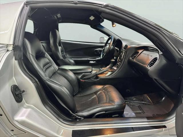 2001 Chevrolet Corvette Base