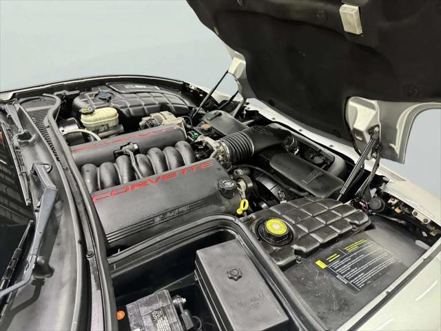 2001 Chevrolet Corvette Base