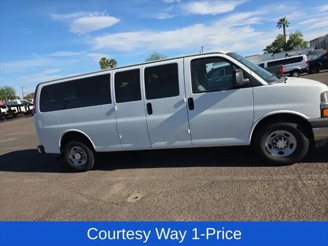 2017 Chevrolet Express LT