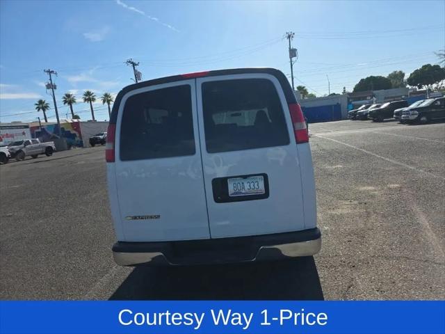 2017 Chevrolet Express LT
