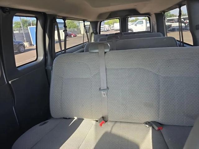 2017 Chevrolet Express LT