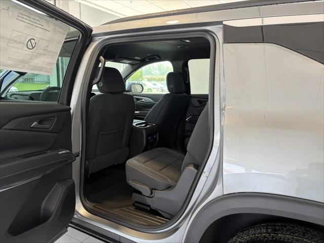 2026 Chevrolet Traverse FWD LT
